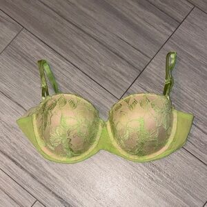 Victoria's Secret Lime Green Lace Bra